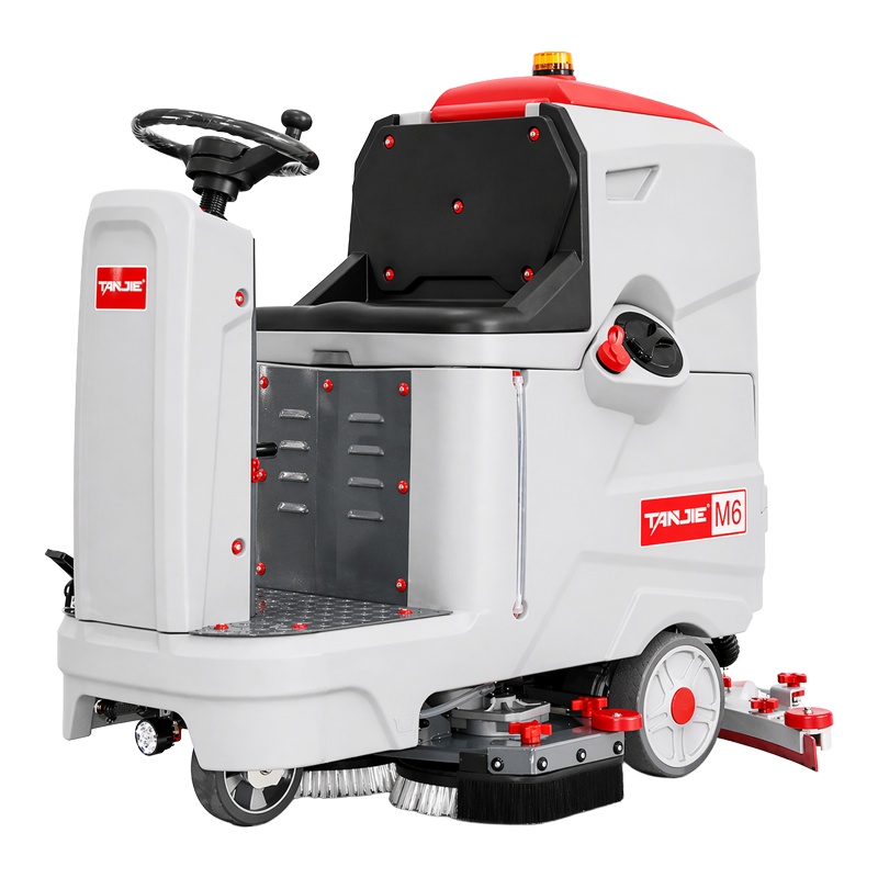 喀什坦洁驾驶式洗地机M6【双刷】