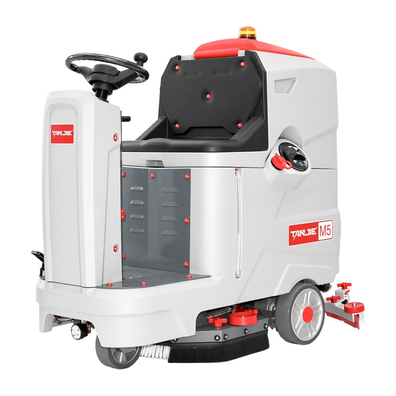 喀什坦洁驾驶式洗地机M5【单刷】